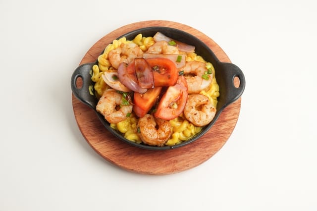 The Shrimp Saltado Mac & Cheese.