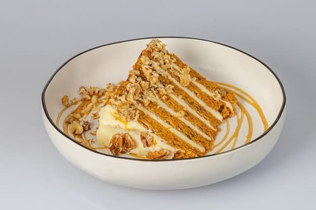 CARROT CAKE.