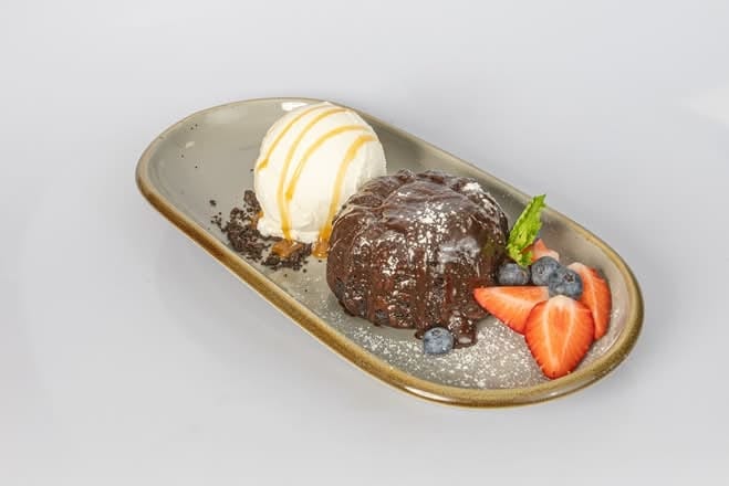 LAVA CAKE.