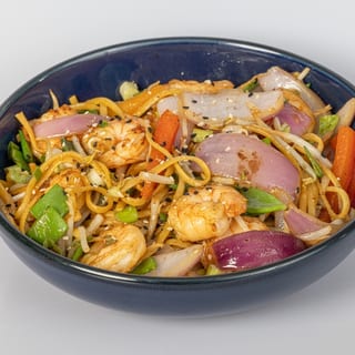 Tallarín Saltado Shrimp